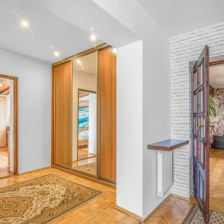 2 Bedroom Gorgeous In